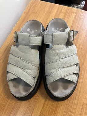 Dr. Martens Unisex sage Leather Maxxy slip on sandal